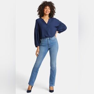 Barely been worn  NYDJ bootcut denim